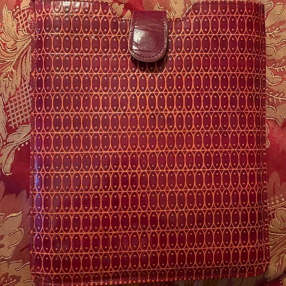 2/$30 IPad Tablet Cushioned Snap Sleeve